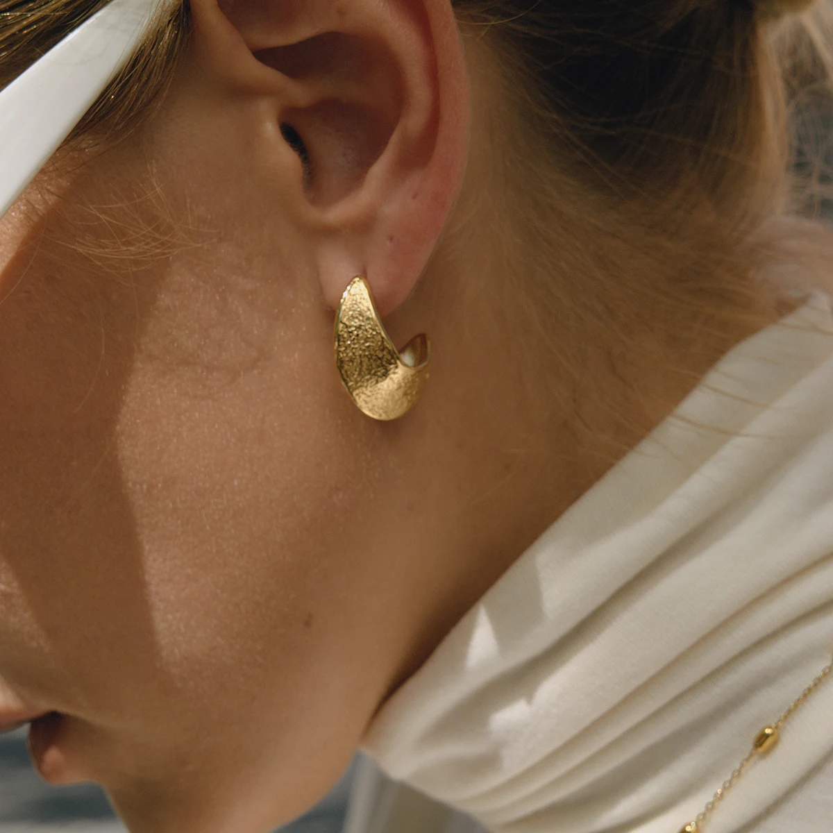 Stainless Steel Moon-Shaped Earrings 2 Stainless Steel Moon-Shaped Earrings - Image 2