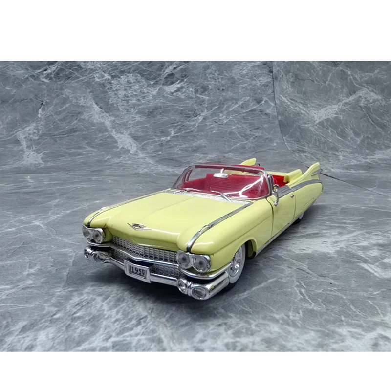 Vintage 1/32 Scale Alloy Convertible Car Model 3 Vintage 1/32 Scale Alloy Convertible Car Model - Image 3