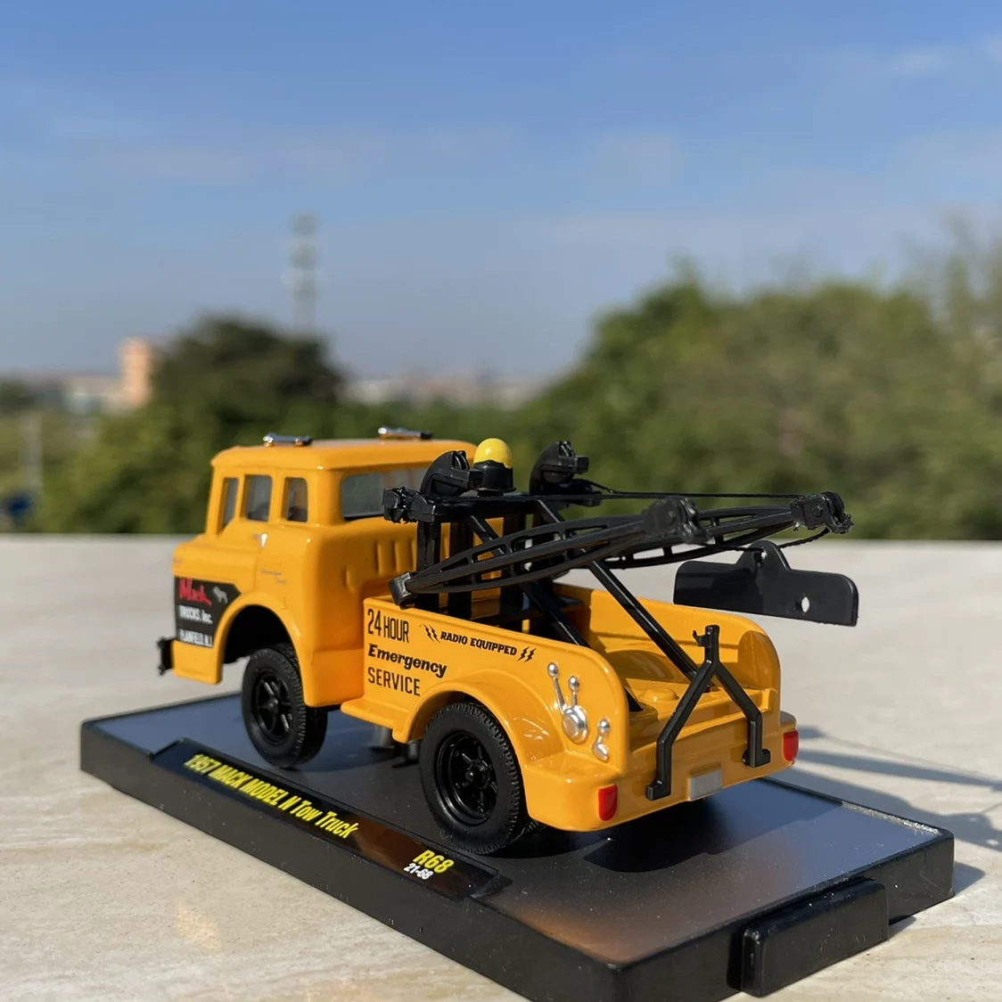 1957 Mack Tow Truck Diecast Model for Display 4 1957 Mack Tow Truck Diecast Model for Display - Image 4