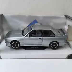 1:18 BMW M3 E30 Alpina B6 Model Car 9 S7169deac43f34145b6b328e411779e2bZ