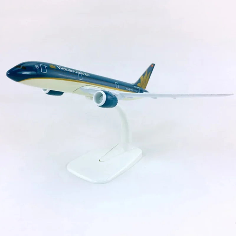 Vietnam Airlines Boeing 787-9 Model 1:300 Scale 3 Vietnam Airlines Boeing 787-9 Model 1:300 Scale - Image 3