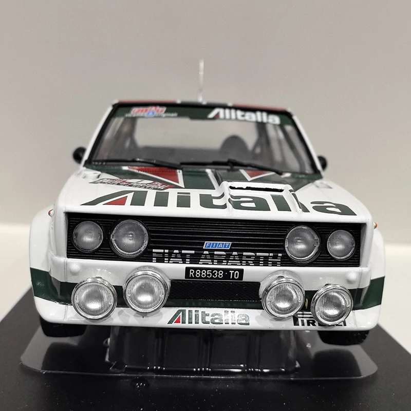 Fiat 131 1978 Scale Model by WELLY 3 Fiat 131 1978 Scale Model by WELLY - Image 3