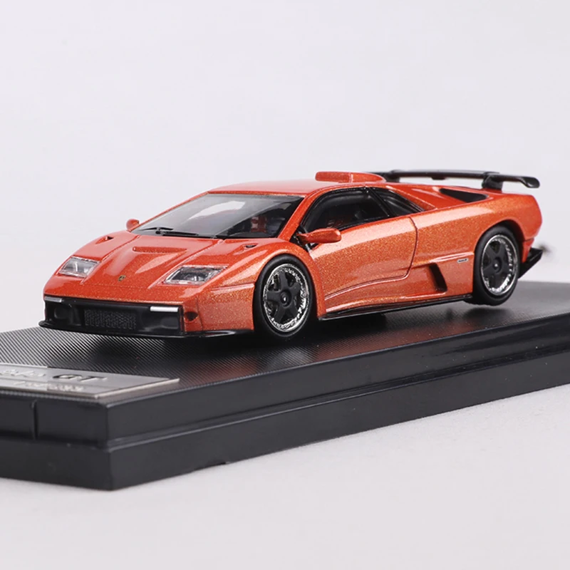 Vibrant Blue Lamborghini Diablo GT Model Car 8 Vibrant Blue Lamborghini Diablo GT Model Car - Image 8