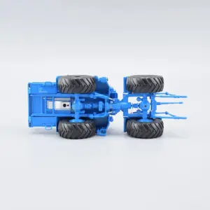 1:43 Scale Soviet K-701 Tractor Model 8 S72cba9af394549f9a2b11fc430b3583dd