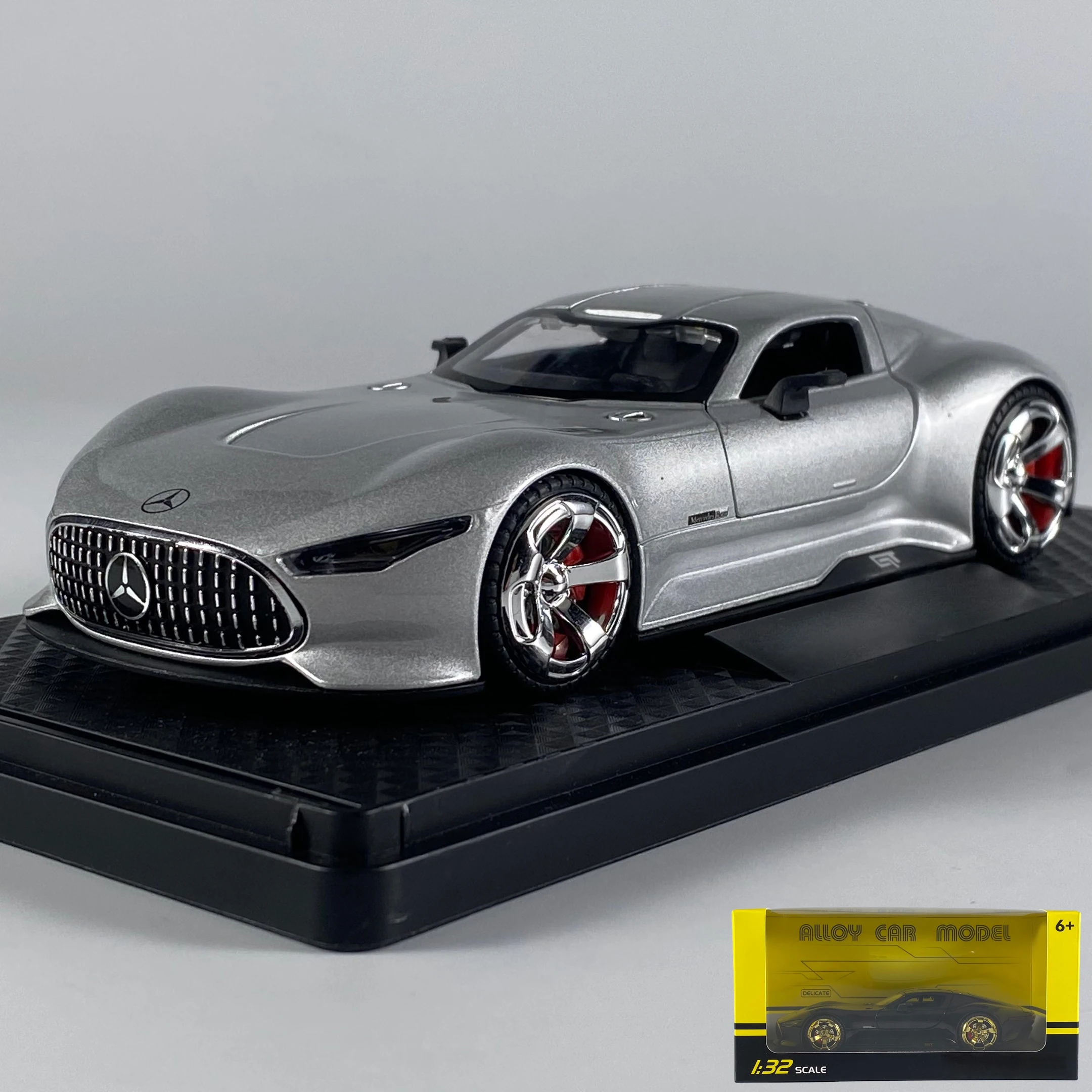 Mercedes-Benz AMG Vision GT 1:32 Diecast Model Car 7 Mercedes-Benz AMG Vision GT 1:32 Diecast Model Car - Image 7