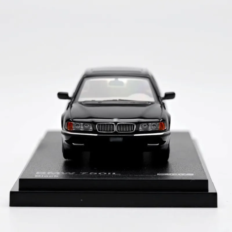 1:64 BMW 750iL Diecast Model 6 1:64 BMW 750iL Diecast Model - Image 6