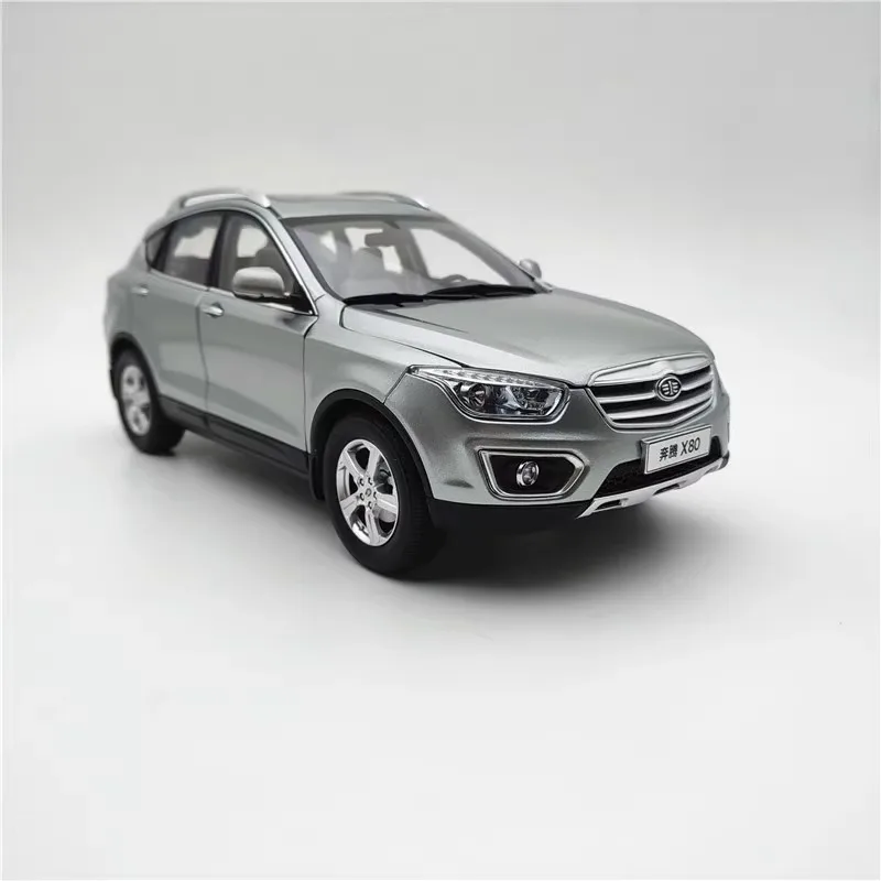 1:18 Scale Pentium X80 SUV Diecast Model 2 1:18 Scale Pentium X80 SUV Diecast Model - Image 2