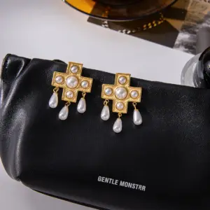 S73bb251bb6874098b18ce79dcc9df604n