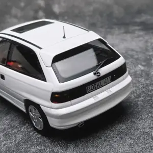 1:18 Opel Astra GSi 1991 Diecast Model 9 S73ce90f3720c416690273851bdac17e85
