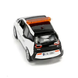 White Medical Vehicle Die-Cast Model 1:64 Scale 8 S73d3c2f738d54bb9a6d4b0c7cd3f959eG