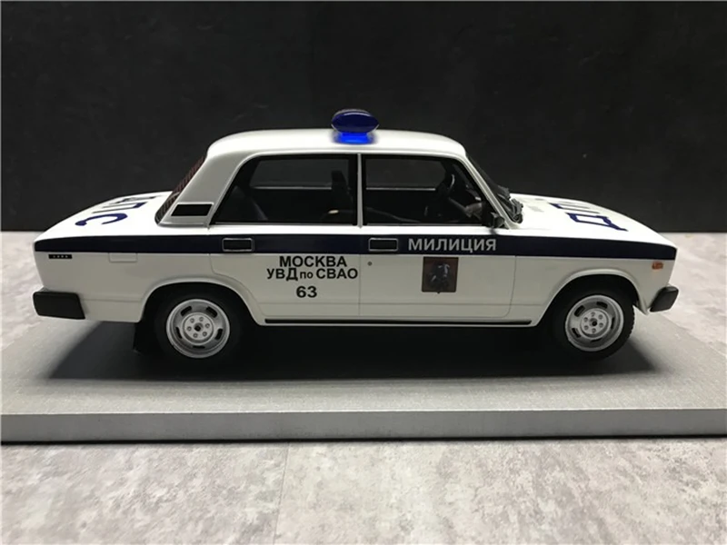 Vintage Soviet Union Lada 2105 Car Model 2 Vintage Soviet Union Lada 2105 Car Model - Image 2