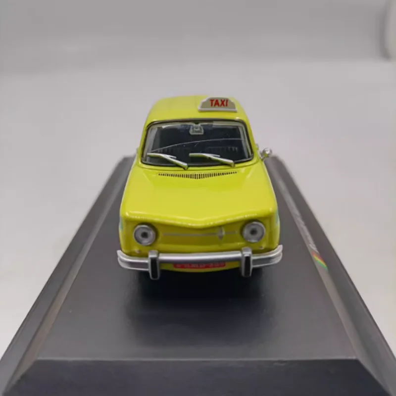 Vintage Bamako 1970 Renault 8 Toy Model 4 Vintage Bamako 1970 Renault 8 Toy Model - Image 4