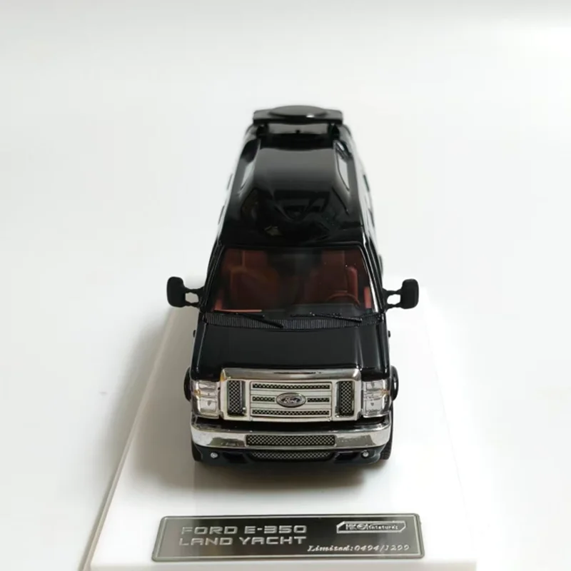 Ford E350 RV Diecast Model 1:64 Scale 4 Ford E350 RV Diecast Model 1:64 Scale - Image 4