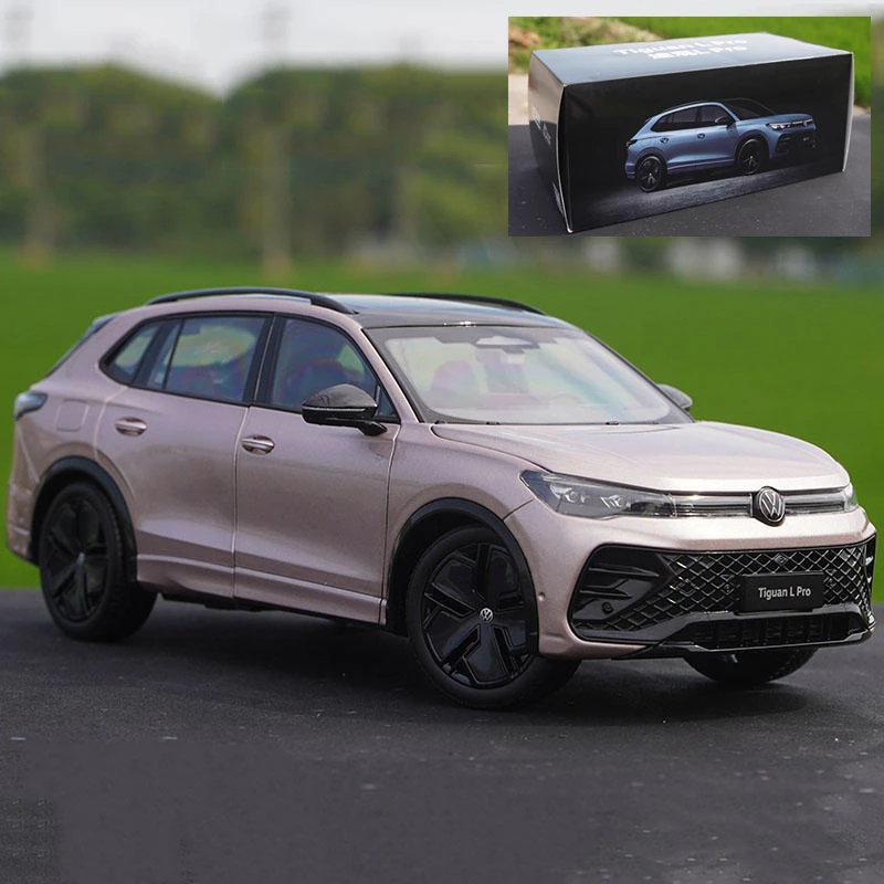 Volkswagen Tiguan L PRO 1:18 Diecast Model 8 Volkswagen Tiguan L PRO 1:18 Diecast Model - Image 8