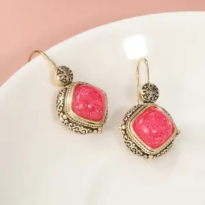 Vintage Gold Square Earrings with Pink and Red Stones 11 S75cd0c25f23741a78129436c11d6a96f4