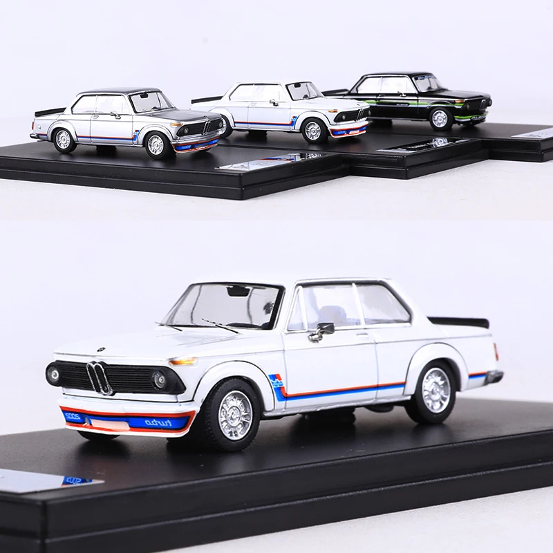 BMW 2002 Turbo 1:64 Diecast Model Collector's Display 2 BMW 2002 Turbo 1:64 Diecast Model Collector's Display - Image 2