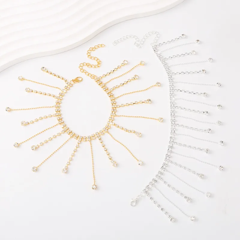 Elegant Geometric Women's Anklet in Silver or Gold 4 Elegant Geometric Women's Anklet in Silver or Gold - Image 4