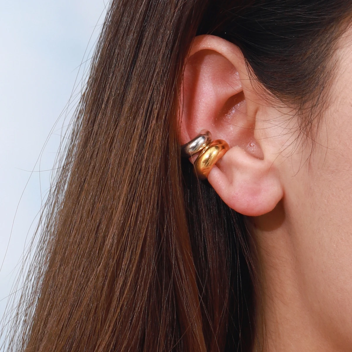 Stainless Steel C-Shaped Earrings for Men Women 2 Stainless Steel C-Shaped Earrings for Men Women - Image 2