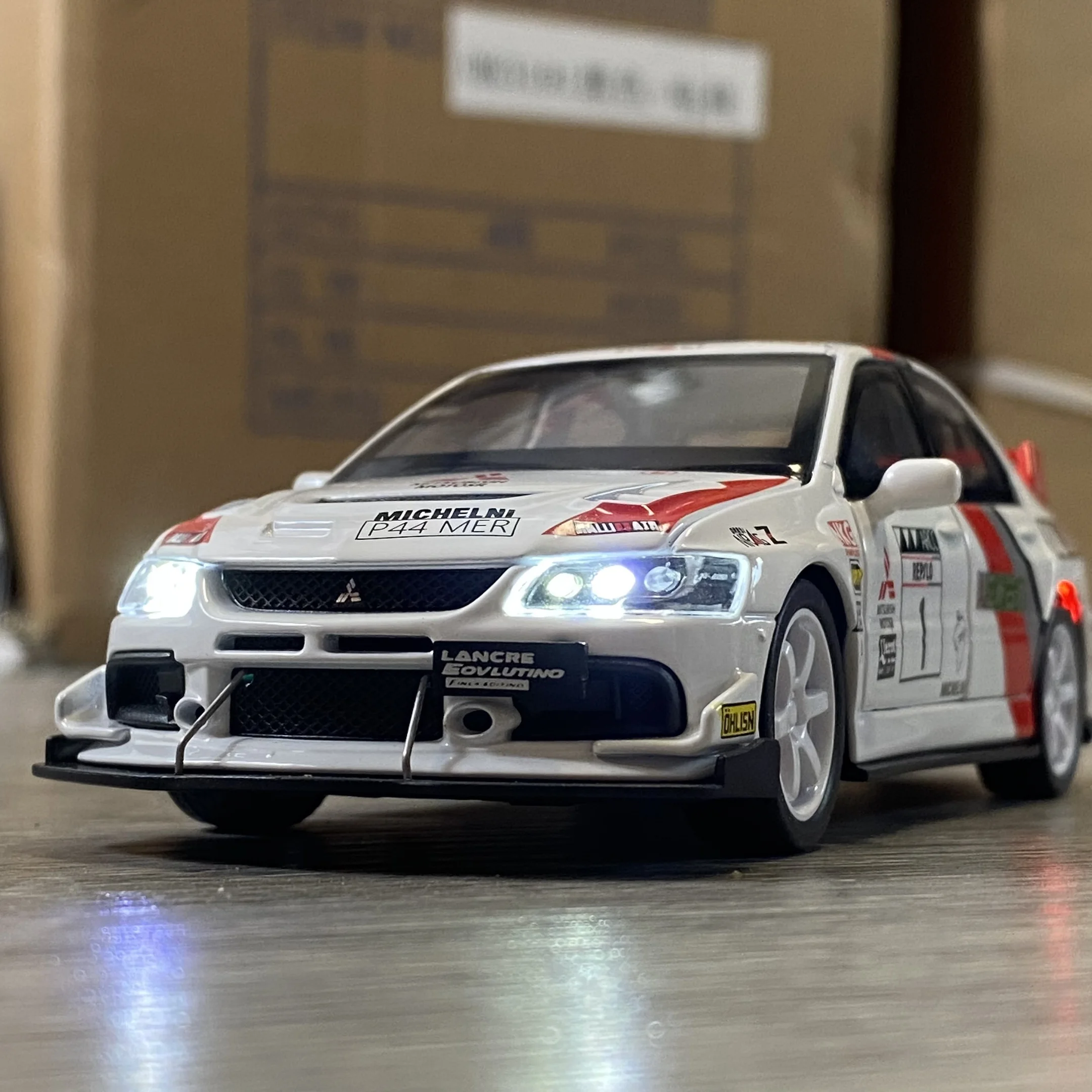 Realistic White Mitsubishi Lancer EVO Model 1:32 Scale 4 Realistic White Mitsubishi Lancer EVO Model 1:32 Scale - Image 4