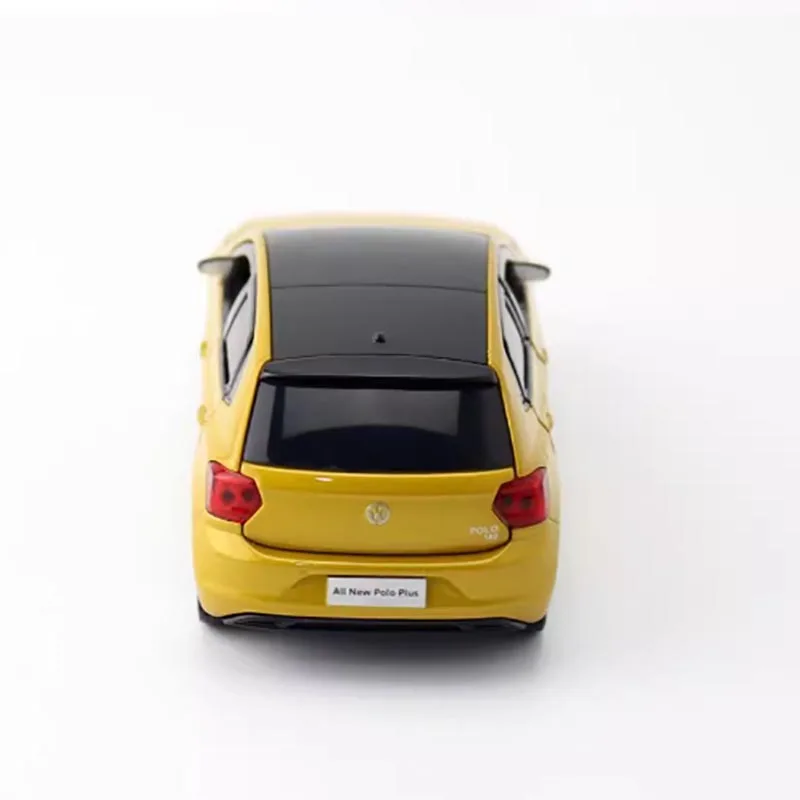 Volkswagen Polo Diecast Model 1:32 Scale 5 Volkswagen Polo Diecast Model 1:32 Scale - Image 5