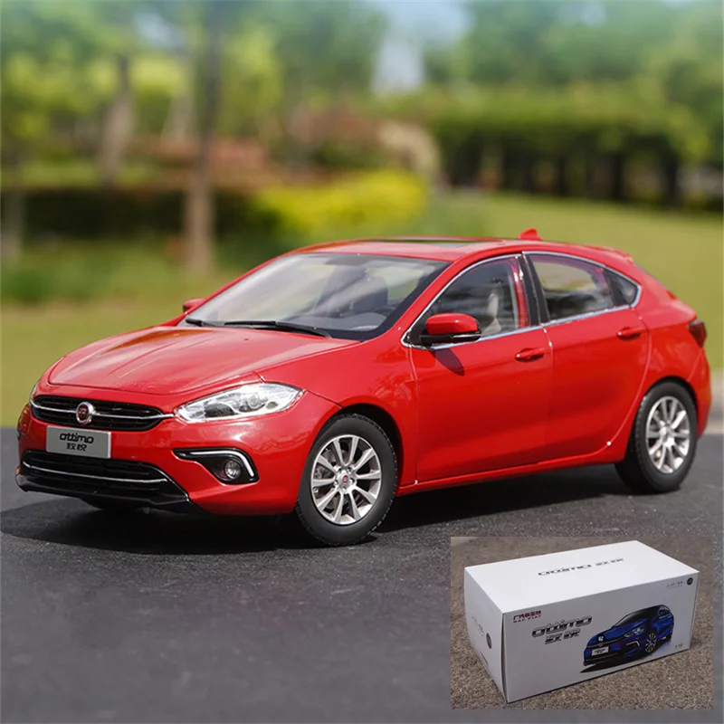 Vibrant Red Fiat Ottimo 1:18 Diecast Model 8 Vibrant Red Fiat Ottimo 1:18 Diecast Model - Image 8