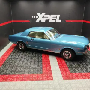 Vintage 1965-66 Ford Mustang 1:18 Die-Cast Model 19 S789386345d344c7a8b138866468389e1A