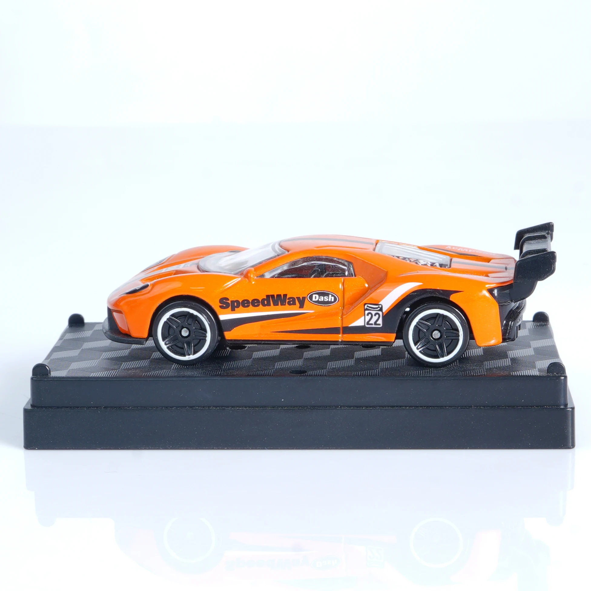 Orange 1:64 Scale Die-Cast Racing Car 2 Orange 1:64 Scale Die-Cast Racing Car - Image 2