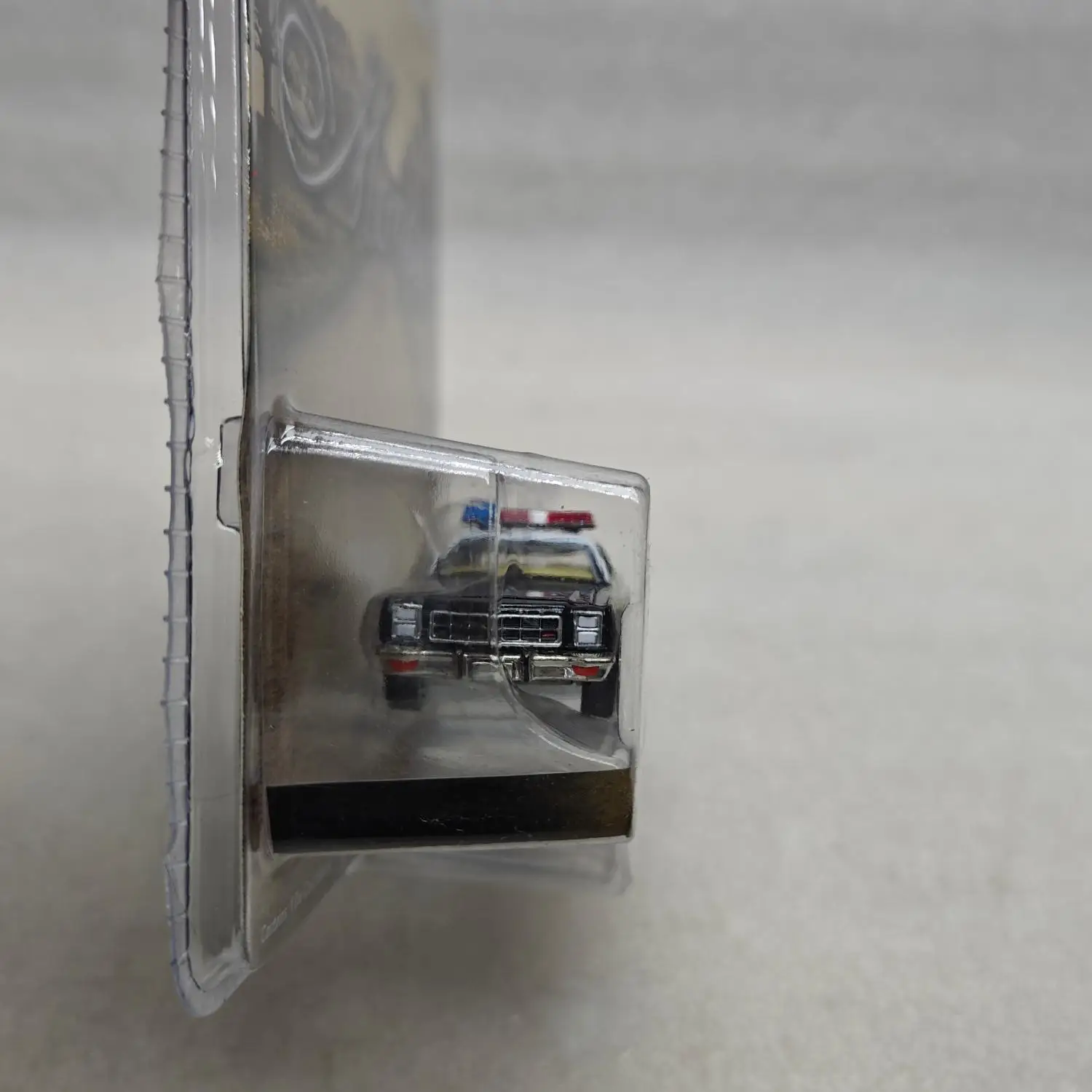 Vintage 1977 Dodge Monaco Model by WELLY 4 Vintage 1977 Dodge Monaco Model by WELLY - Image 4