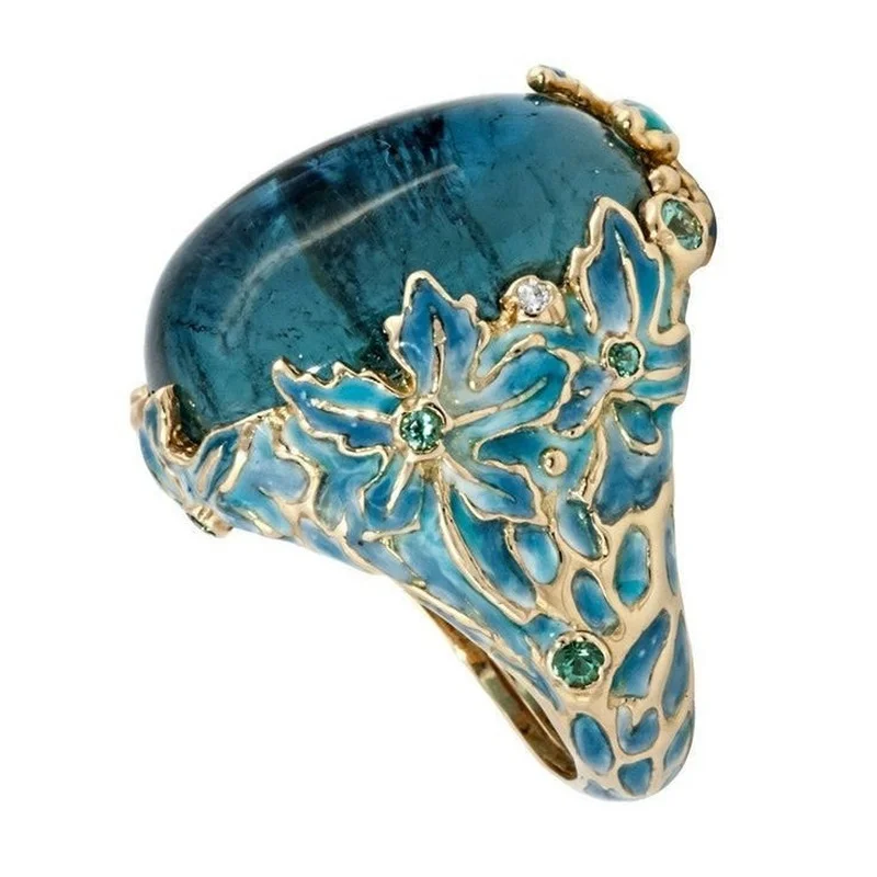 Vintage Gold Flower Cocktail Ring with Blue Zircon 2 Vintage Gold Flower Cocktail Ring with Blue Zircon - Image 2
