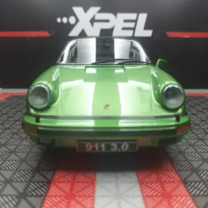 Green Porsche 911 SC Targa Model 1:18 Die-Cast 8 S798b80a4bbb14cff883f6ee85003d474m