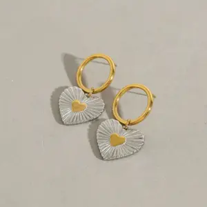 S79e1370bdc9147aeba46a6e596567c06L