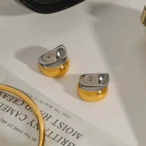 Modern Stainless Steel C-Shaped Clip Earrings 10 S79e87bf6a50a4a58801c42b68287fa3dL