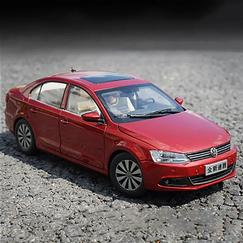 1:18 Scale Diecast Modern Sedan Model 6 1:18 Scale Diecast Modern Sedan Model - Image 6