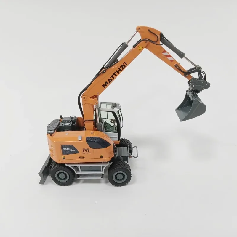 Liebherr A918 Excavator 1:50 Diecast Model 4 Liebherr A918 Excavator 1:50 Diecast Model - Image 4