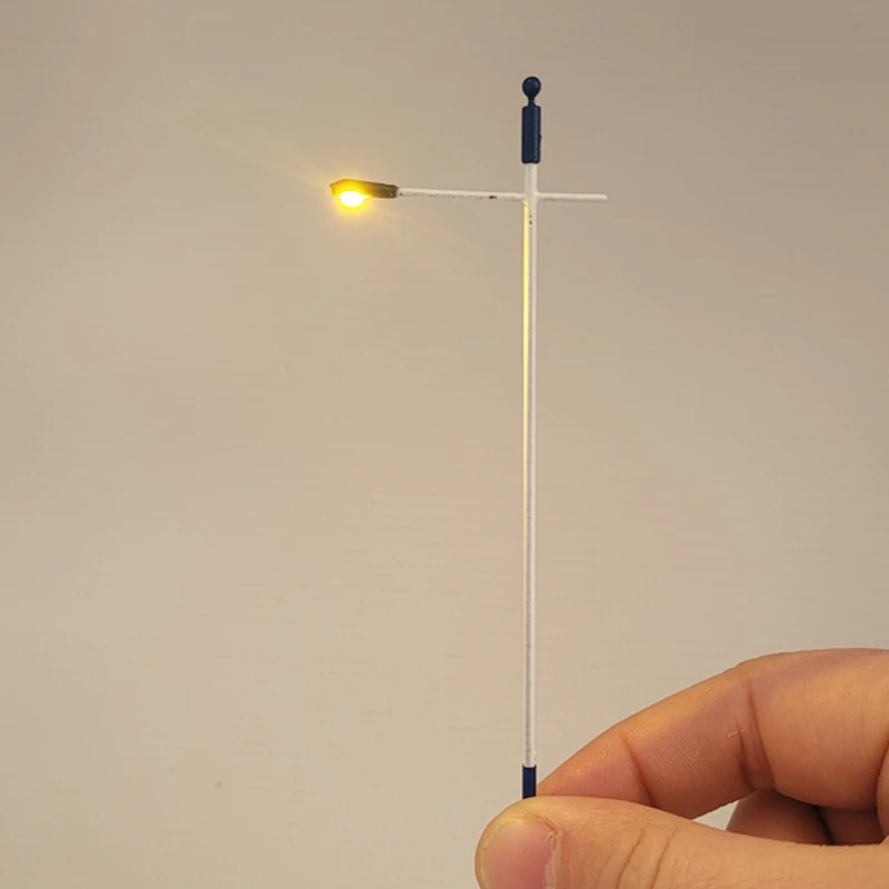 Miniature Street Lamp for Model Scenes 2 Miniature Street Lamp for Model Scenes - Image 2