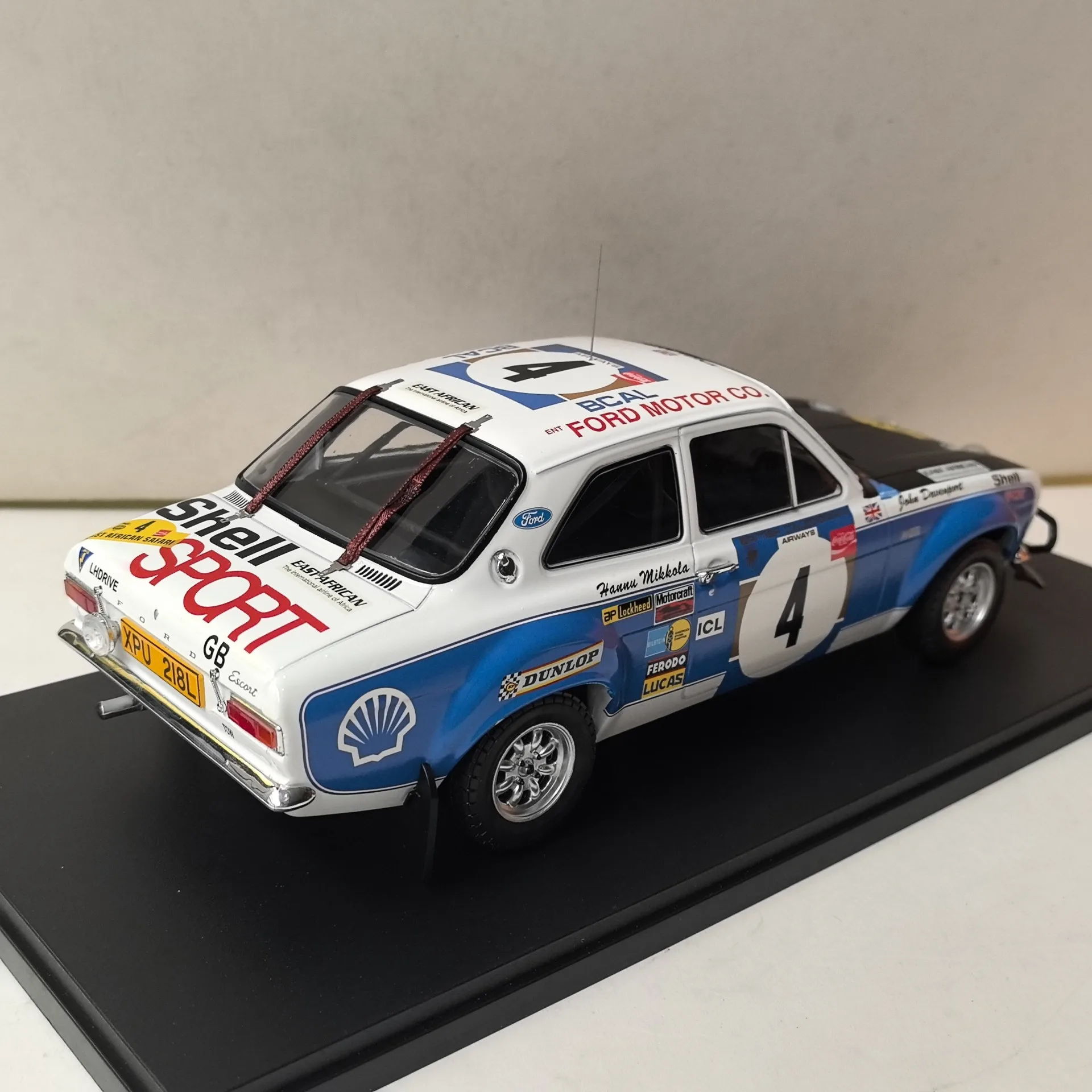 Ford Escort MK II 1974 1:18 Scale Diecast Model 5 Ford Escort MK II 1974 1:18 Scale Diecast Model - Image 5