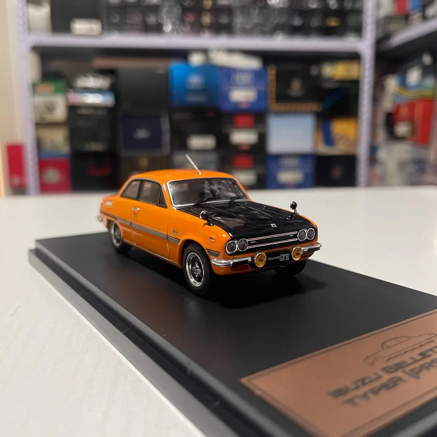 1:43 Isuzu Bellett 1600GT PR91W Diecast Model 5 1:43 Isuzu Bellett 1600GT PR91W Diecast Model - Image 5