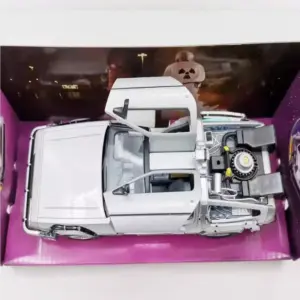 Back To The Future DeLorean 1:24 Diecast Model 11 S7a79a629be094a739c8202349ef0c92bS