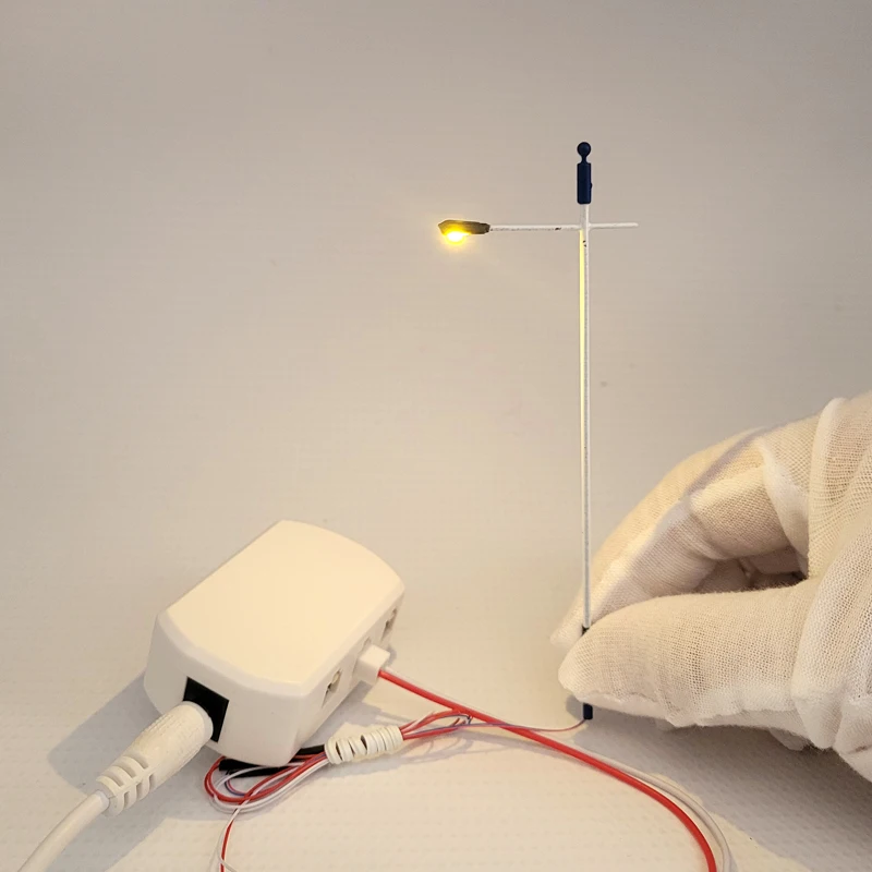 Miniature Street Lamp for Model Scenes 3 Miniature Street Lamp for Model Scenes - Image 3