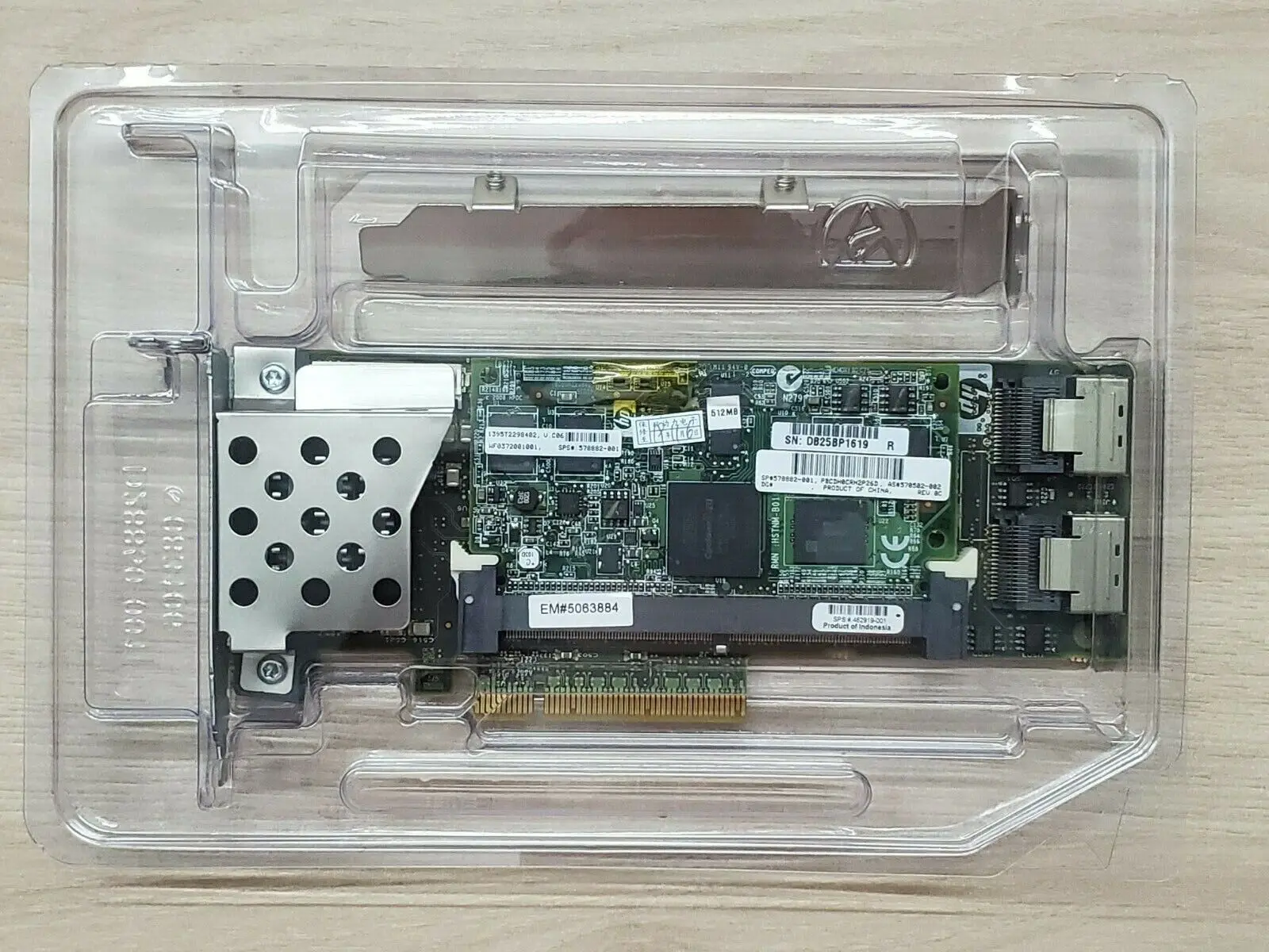 P410 RAID Controller Card with 512MB FBWC 1 P410 RAID Controller Card with 512MB FBWC