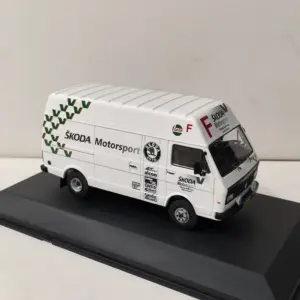 1:43 VW LT45 LWB Van Diecast Model 9 S7b24767b81ce466cbb834908d69e5f89c