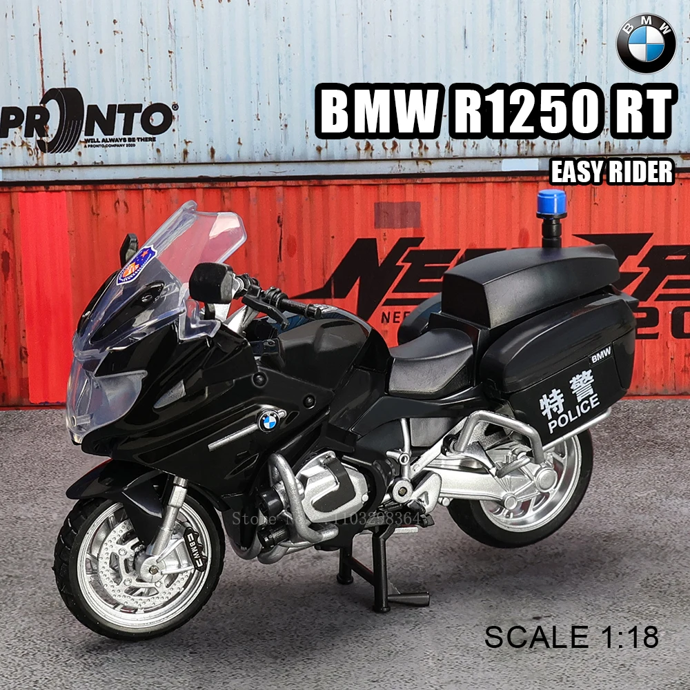 Suzuki GSX-R1000 1:18 Scale Die-Cast Model 8 Suzuki GSX-R1000 1:18 Scale Die-Cast Model - Image 8