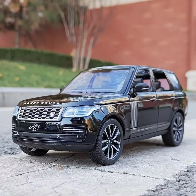 White 1:32 Range Rover Sports Diecast Model 7 White 1:32 Range Rover Sports Diecast Model - Image 7