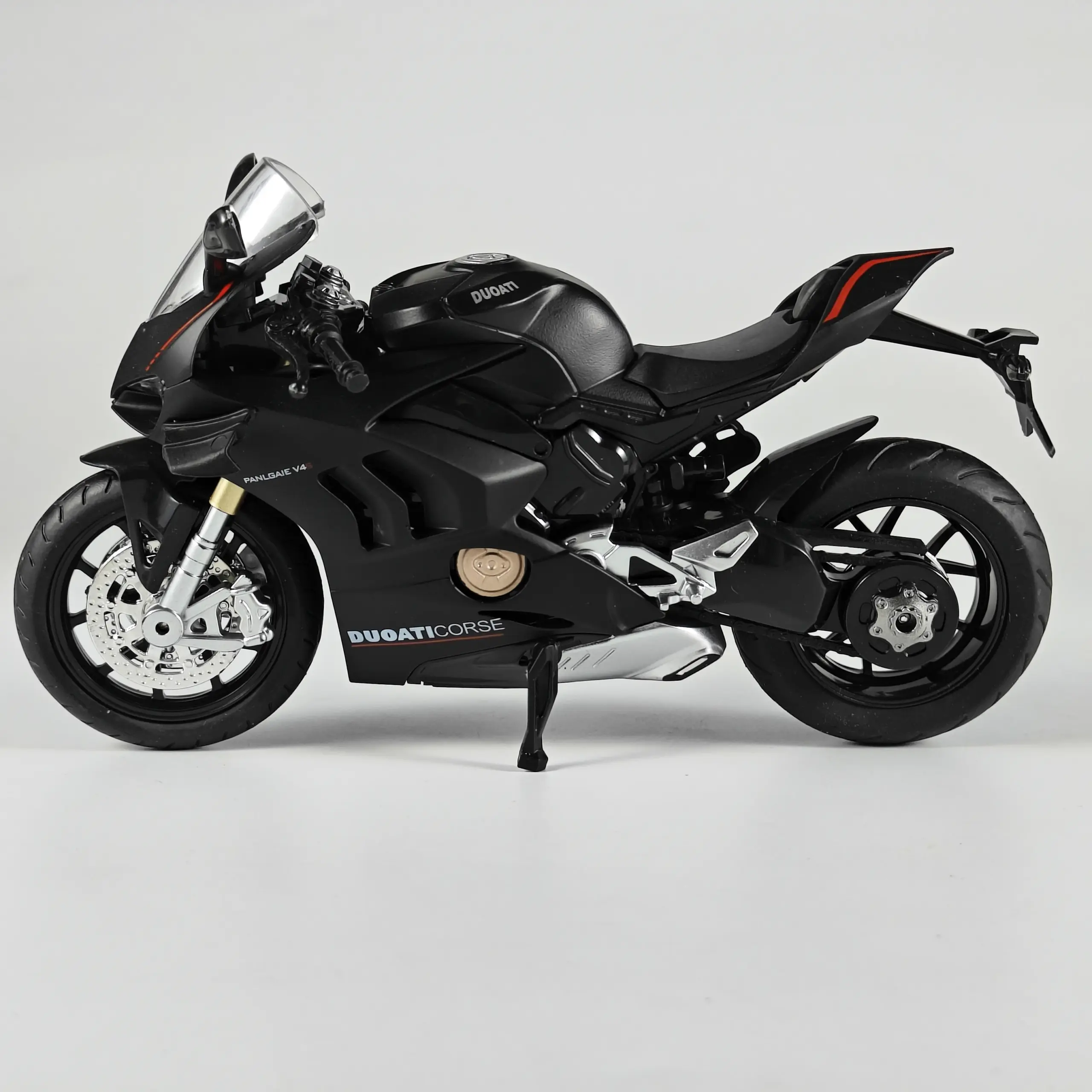 Ducati V4S 1:12 Diecast Motorcycle Model 3 Ducati V4S 1:12 Diecast Motorcycle Model - Image 3