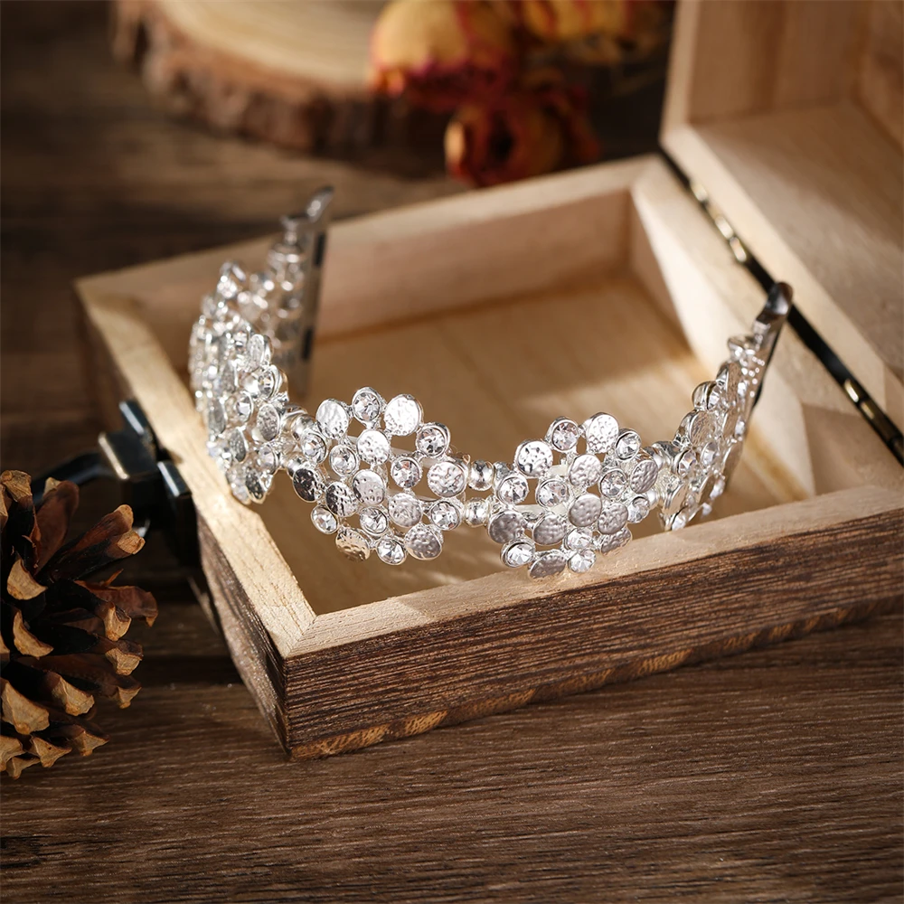 Luxury Diamond Strap for Apple Watch Series 6 Luxury Diamond Strap for Apple Watch Series - Image 6