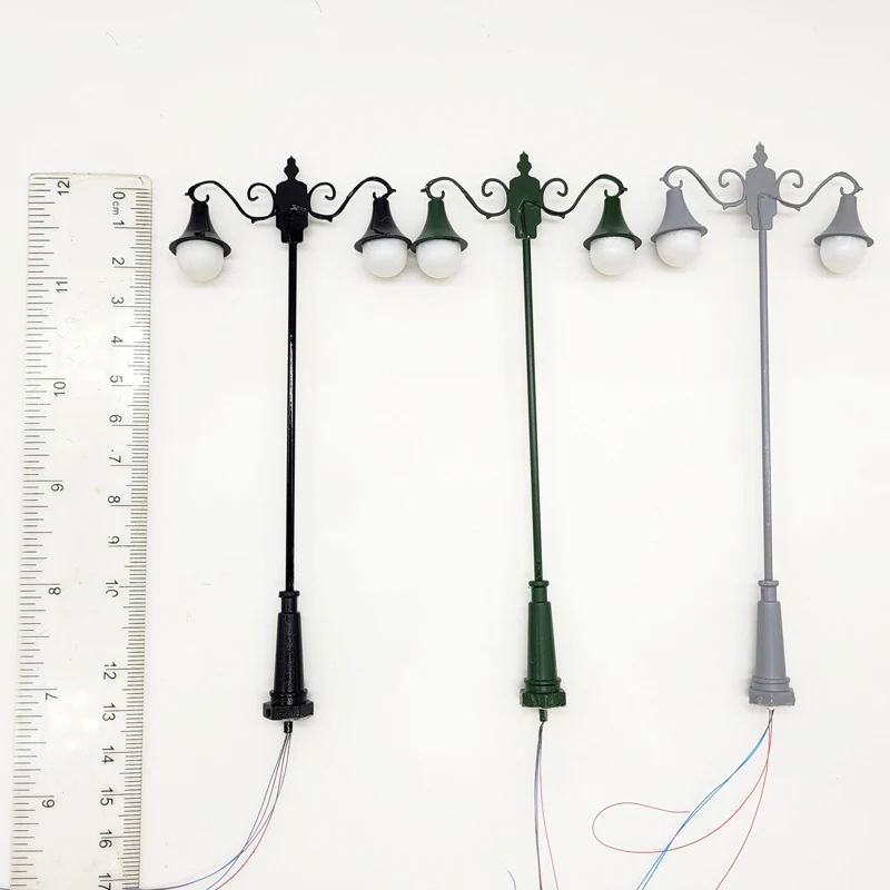 HO Scale Vintage Street Lamp Set (2 pcs) 5 HO Scale Vintage Street Lamp Set (2 pcs) - Image 5