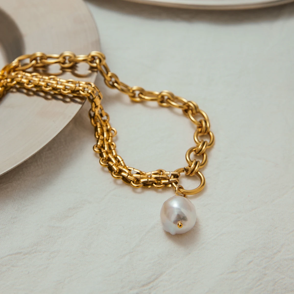 Stainless Steel Gold-Tone Necklace with Pearl 4 Stainless Steel Gold-Tone Necklace with Pearl - Image 4