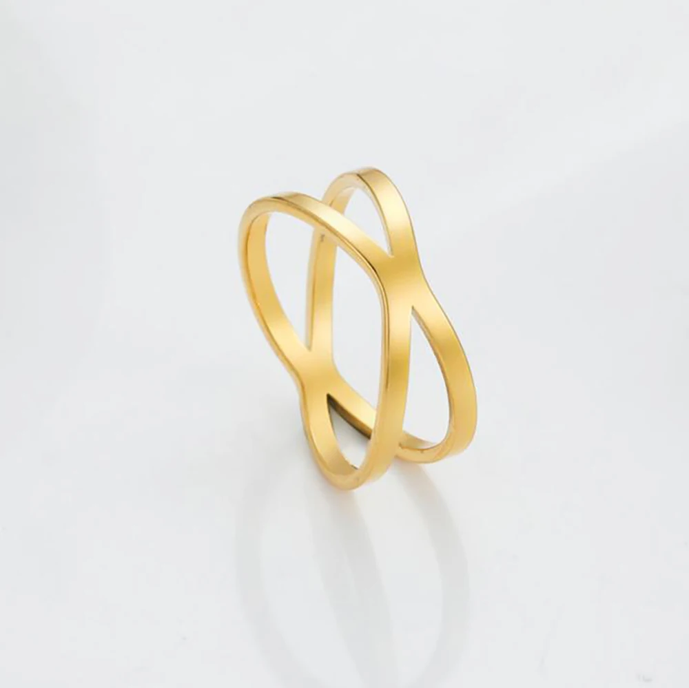 Elegant Stainless Steel Women’s Ring Set in Gold, Rose, and Steel 7 Elegant Stainless Steel Women’s Ring Set in Gold, Rose, and Steel - Image 7