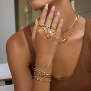 S7c6fb11836644ccda7a332bcbf14a9754