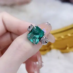 S7c76851be23941959f1207bbfabbe4ffI